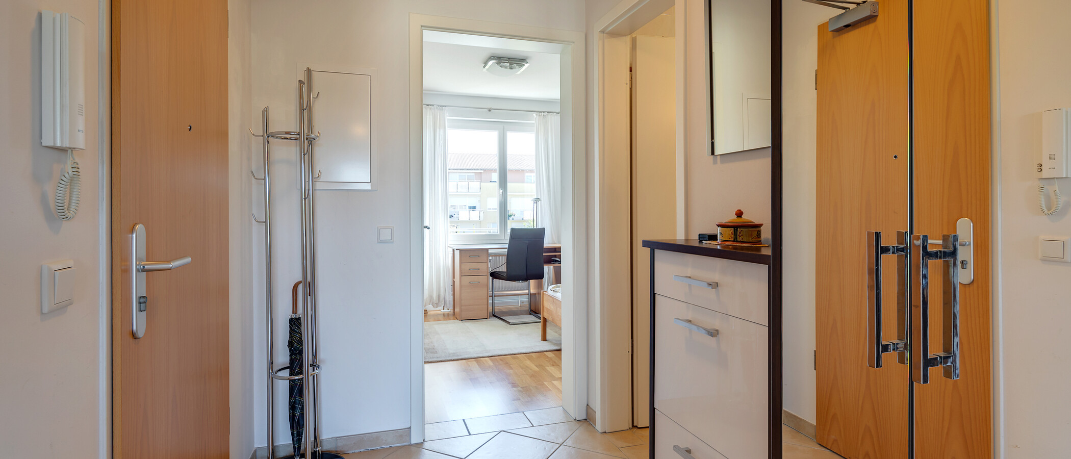 apartamento Unterhaching 02 pasillo 5656