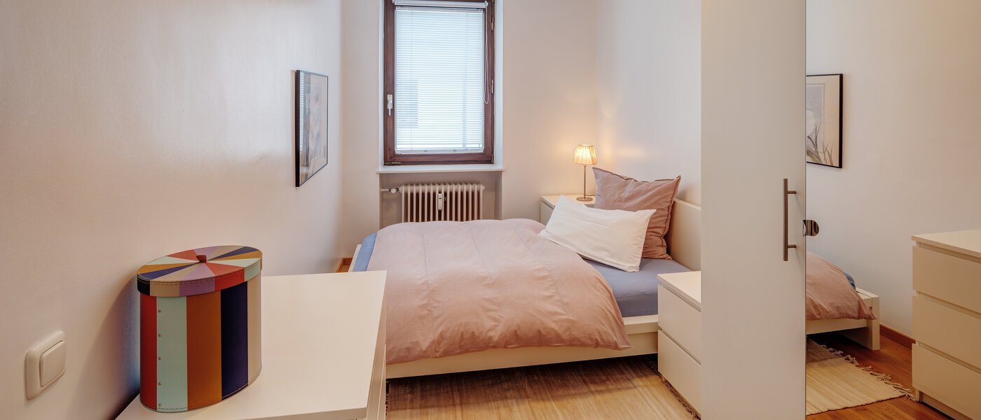 apartamento München Schwabing (rechts der Leopoldstraße) 02 dormitorio 5719