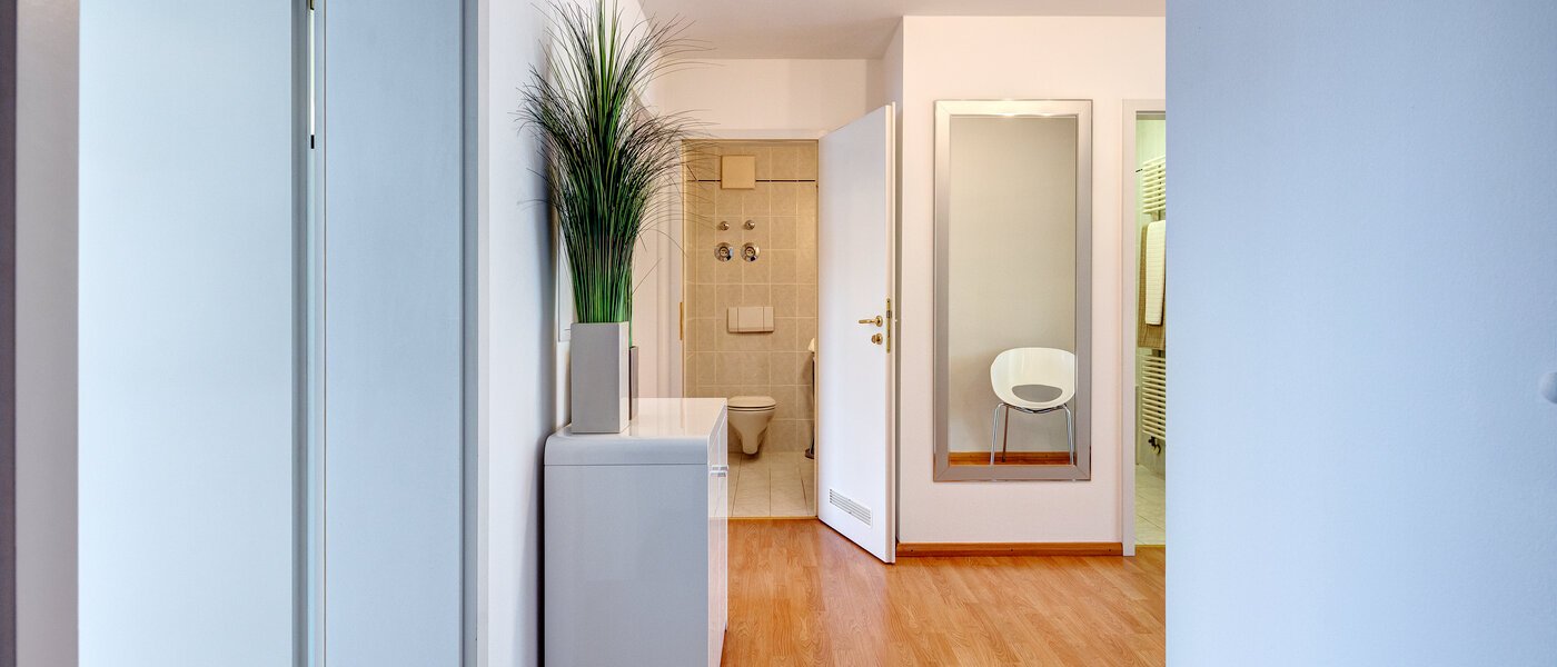 apartamento München Schwabing (rechts der Leopoldstraße) 05 pasillo 6219