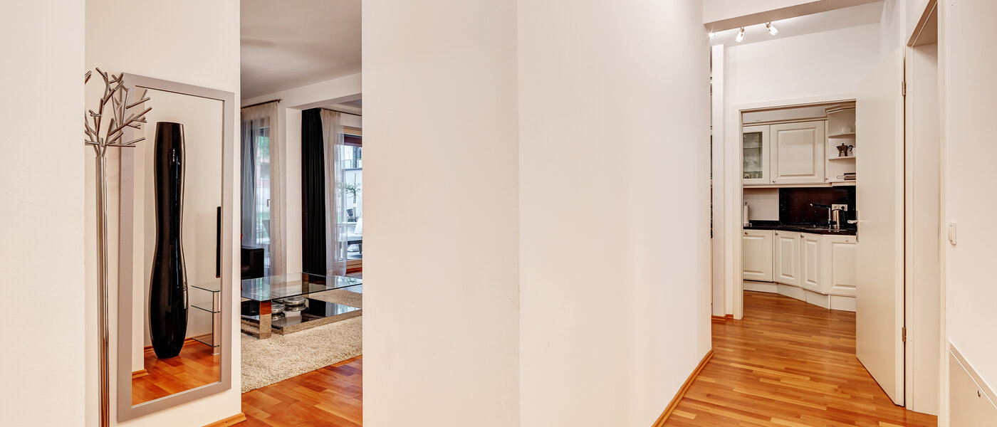 apartamento München Schwabing-Nord (zw. Leopoldstraße & Englischen Garten) 02 pasillo 6300