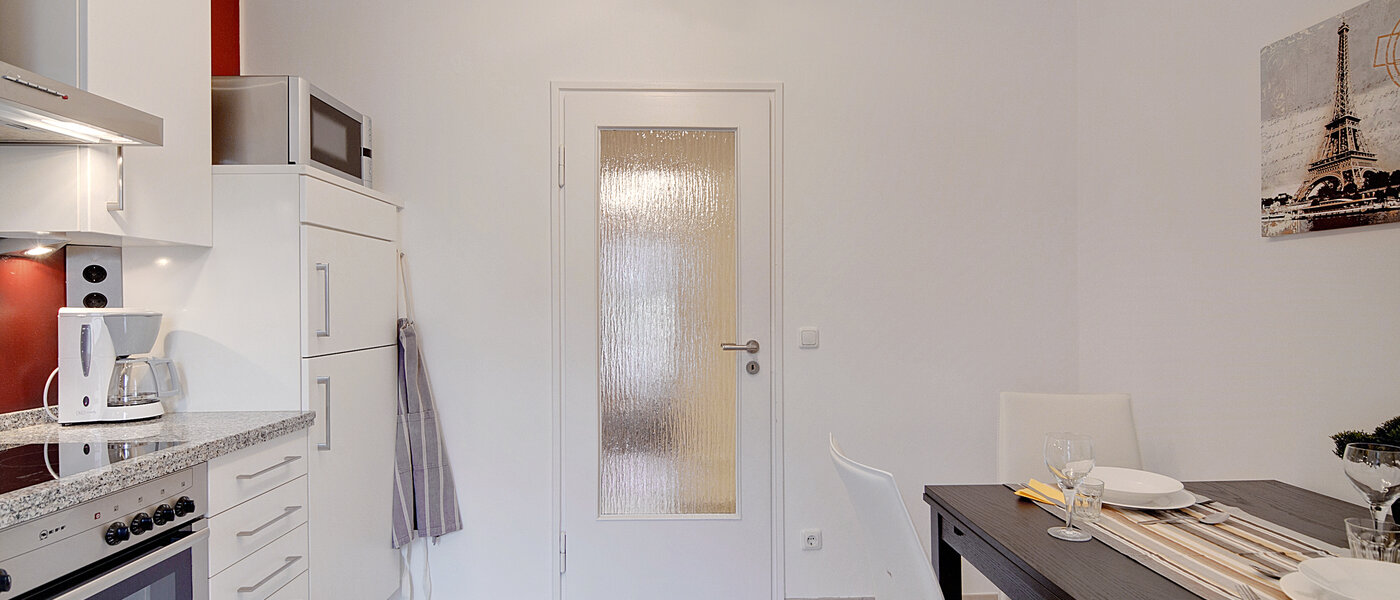 apartamento München Schwabing (links der Leopoldstraße) 04 cocina 6480