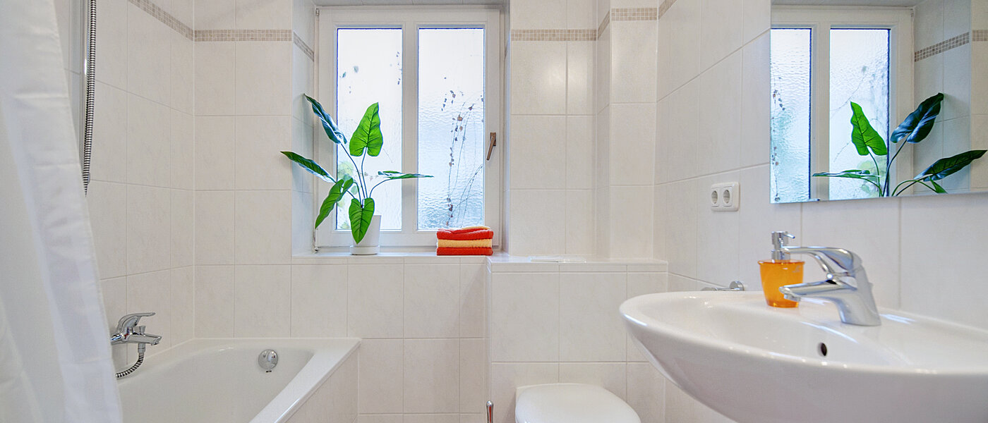 apartamento München Schwabing (links der Leopoldstraße) 01 baño 6480