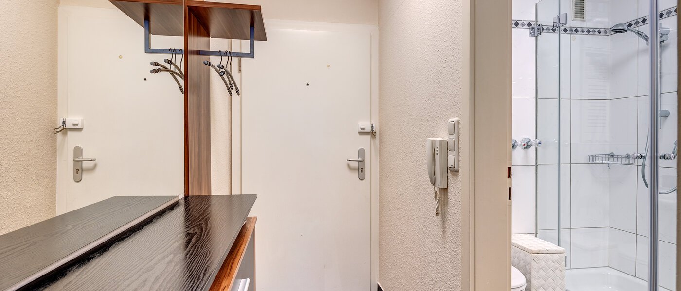 apartamento München Schwabing (links der Leopoldstraße) 02 pasillo 6491