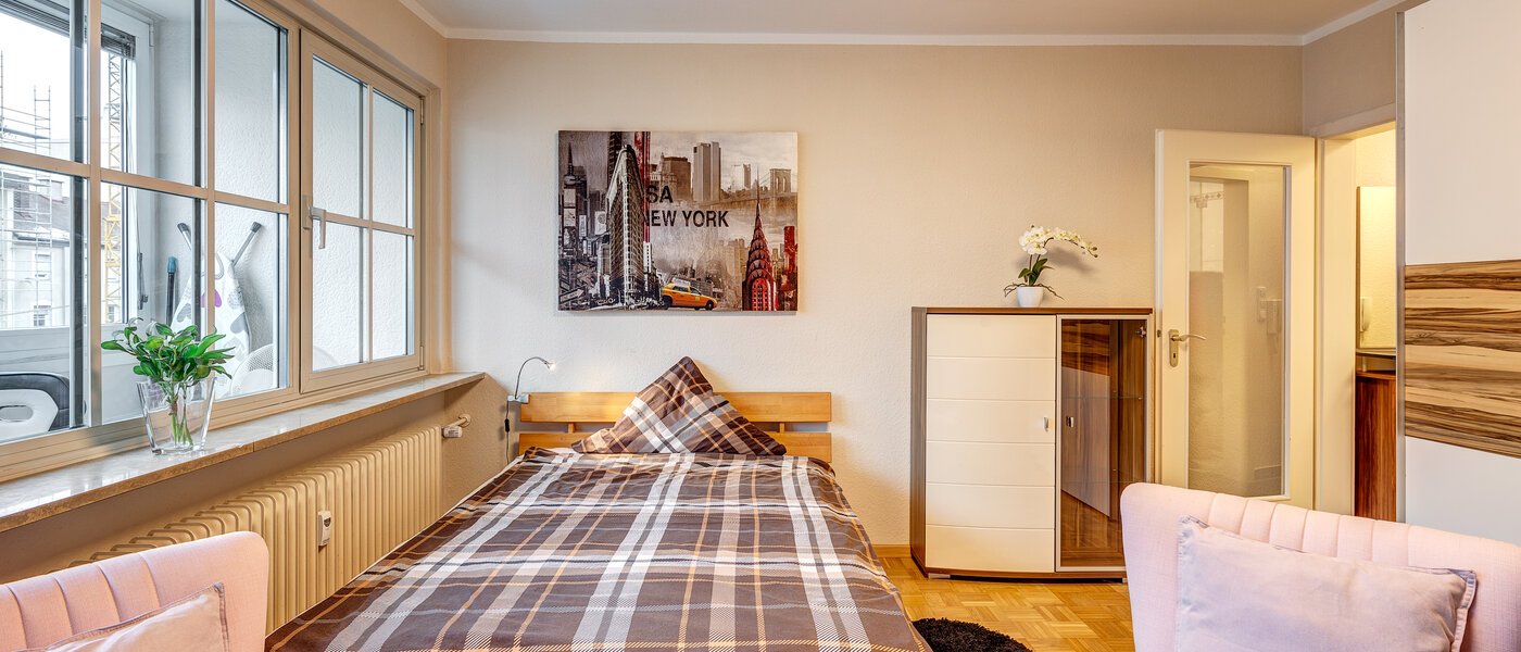 apartamento München Schwabing (links der Leopoldstraße) 01 zona de dormir 6491