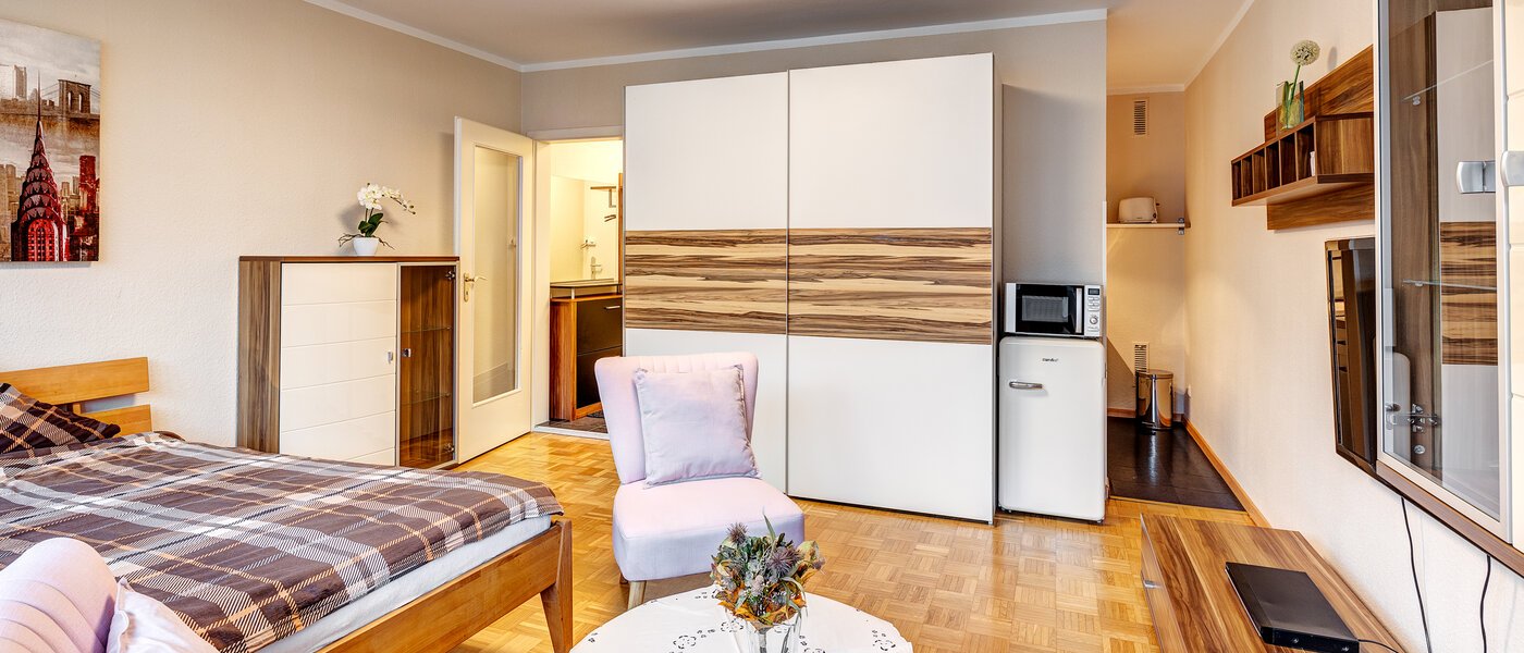 apartamento München Schwabing (links der Leopoldstraße) 03 zona de día  6491