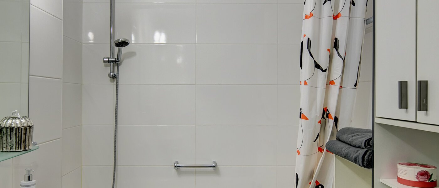 apartamento München Arabellapark 01 baño 6561