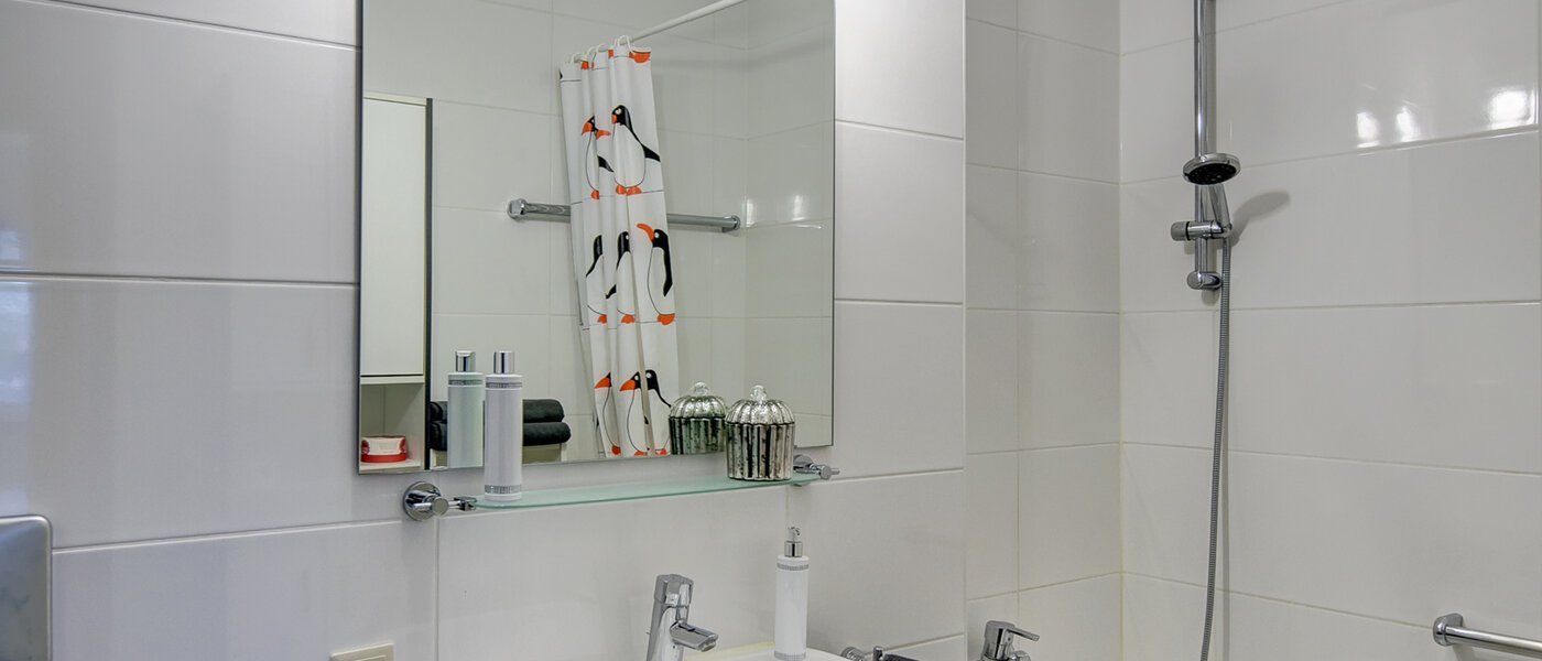 apartamento München Arabellapark 02 baño 6561