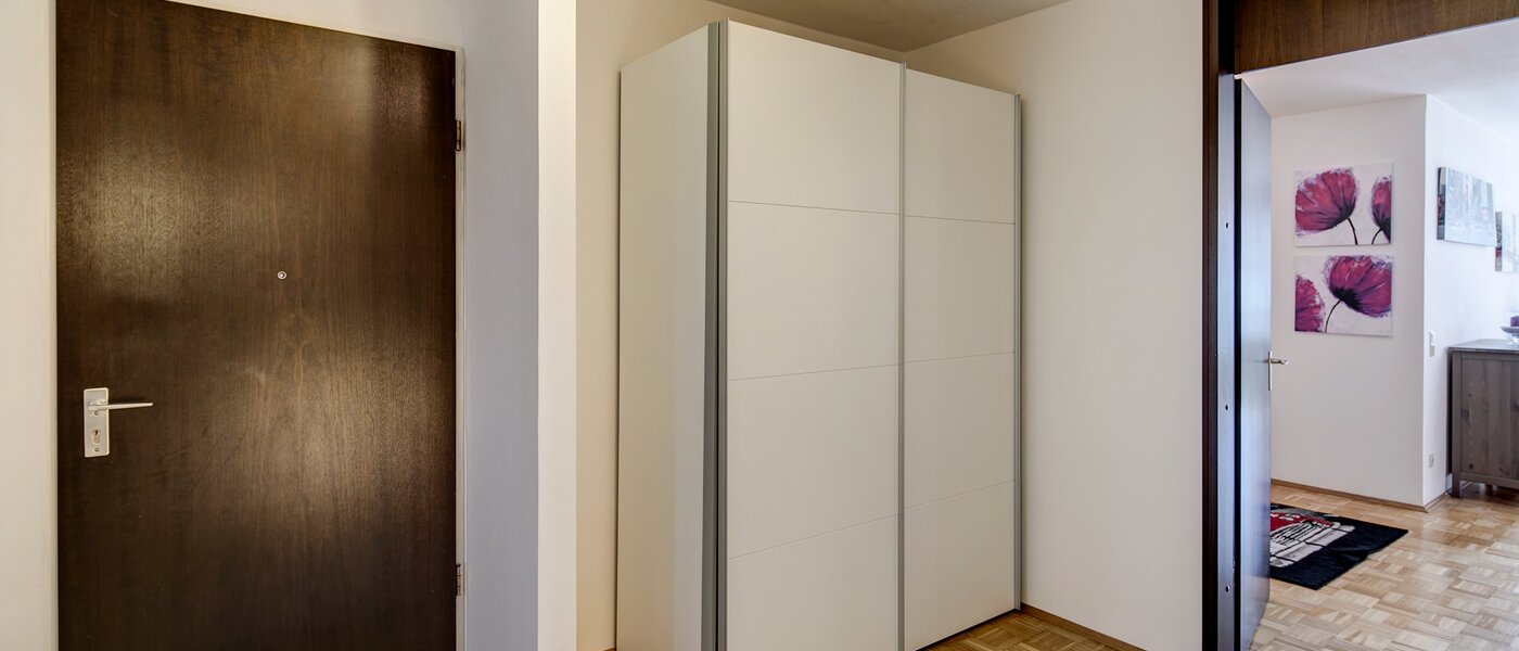 apartamento München Arabellapark 01 pasillo 6561