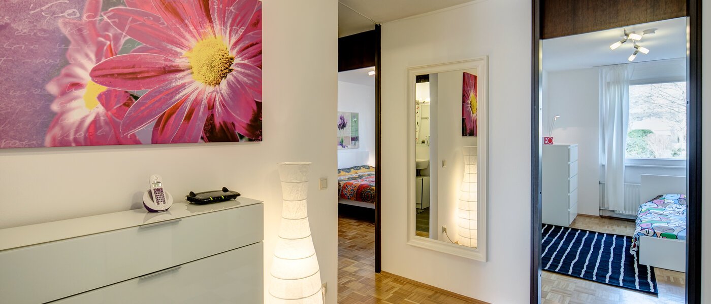 apartamento München Arabellapark 03 pasillo 6561