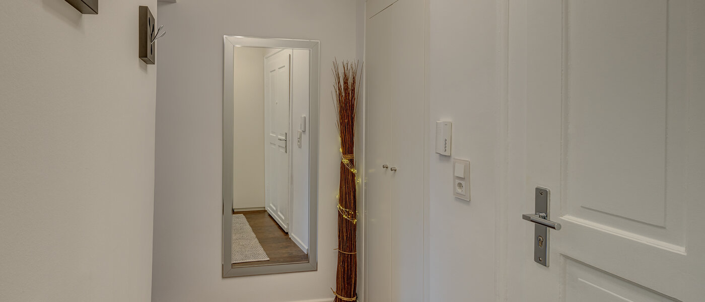 apartamento München Neuhausen 01 pasillo 6646