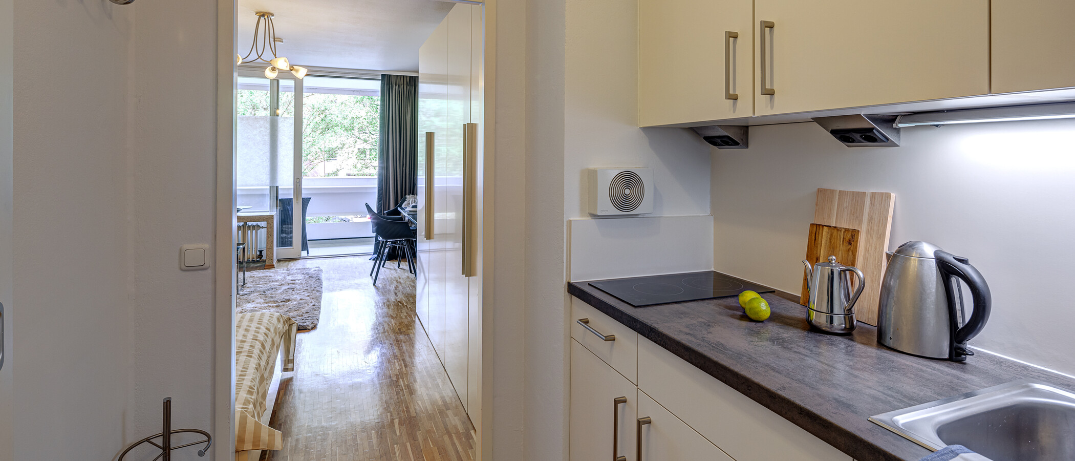 apartamento München Arabellapark 02 pasillo 6700