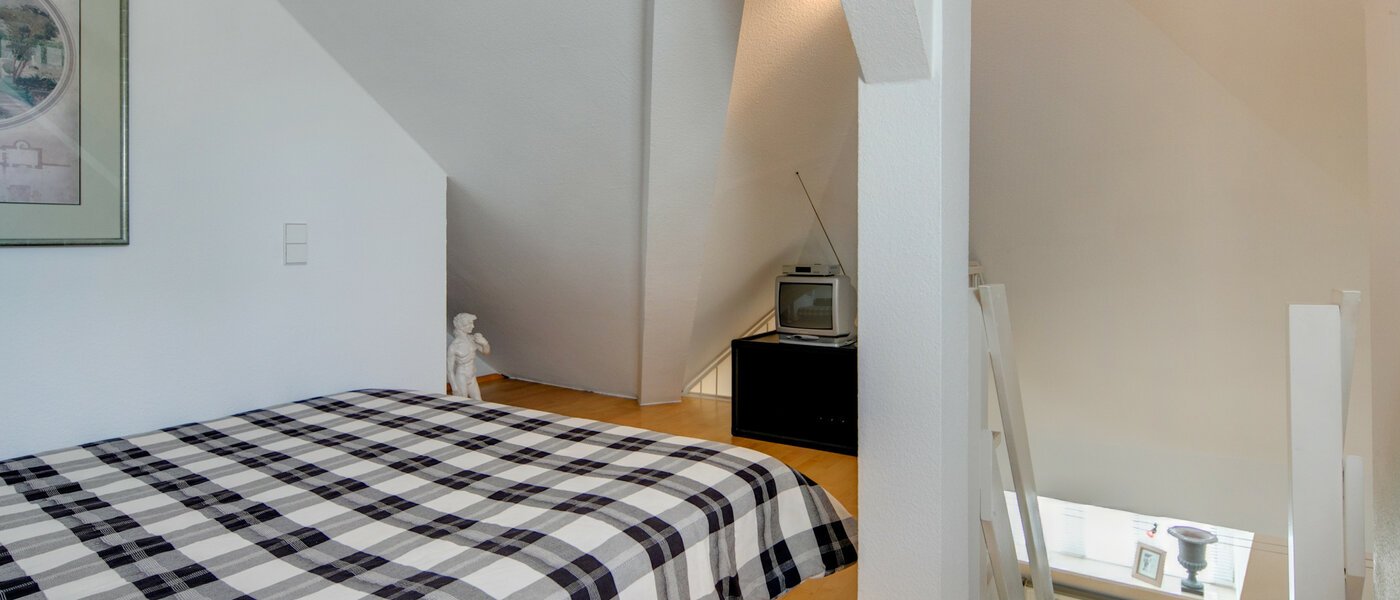 piso con galería München Nymphenburg 04 zona de dormir 69