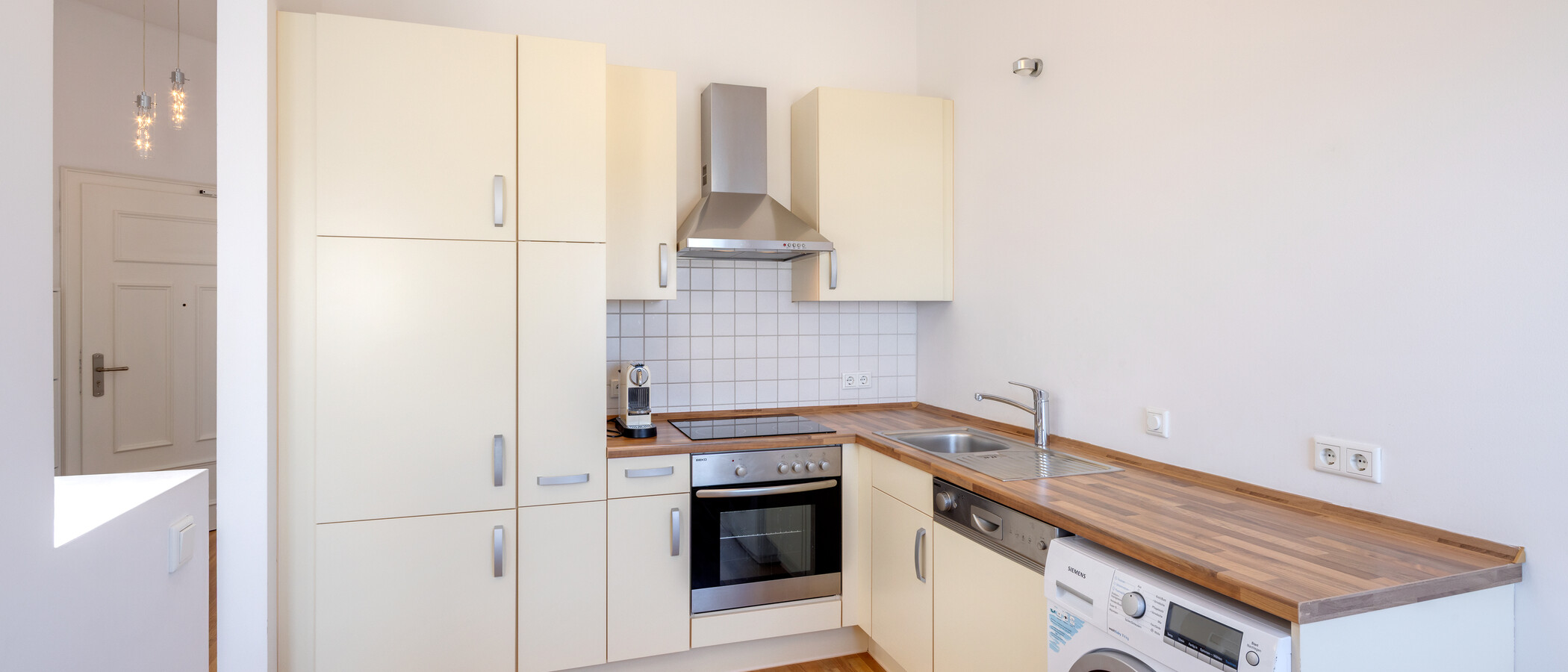 ático München Neuhausen 01 cocina 7084