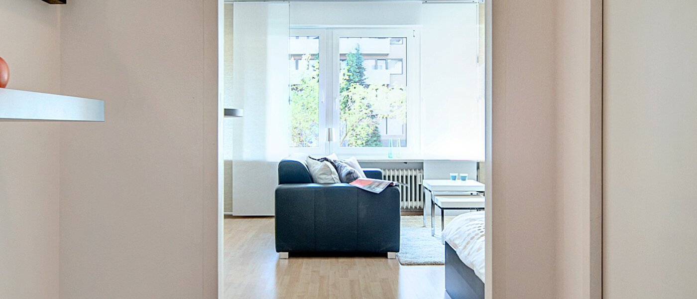 apartamento München Neuhausen 01 pasillo 7179