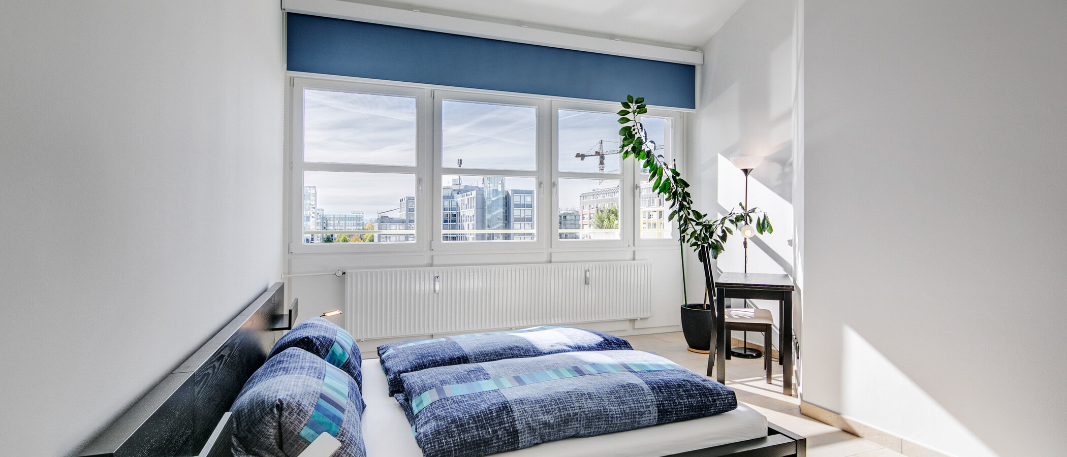 ático con terraza München Arabellapark 01 dormitorio 7279