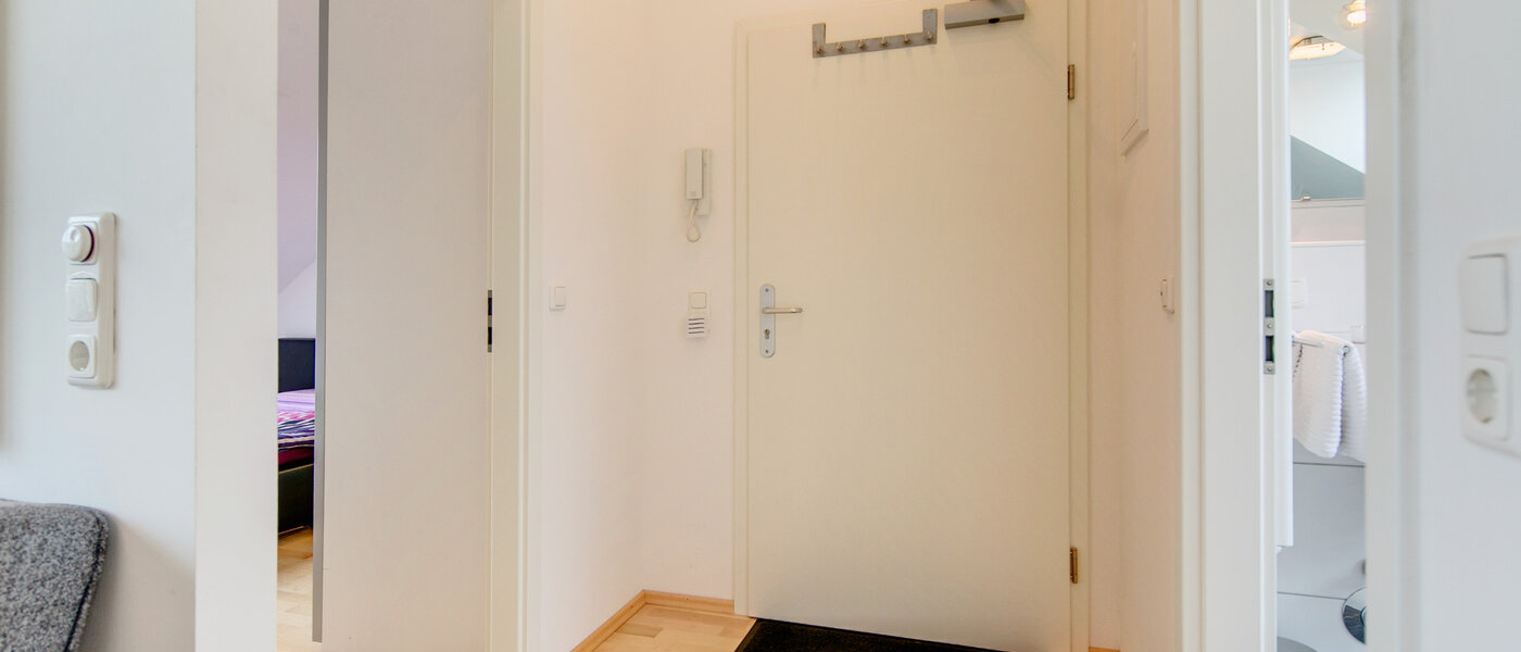 ático con terraza München Untermenzing 01 pasillo 7372