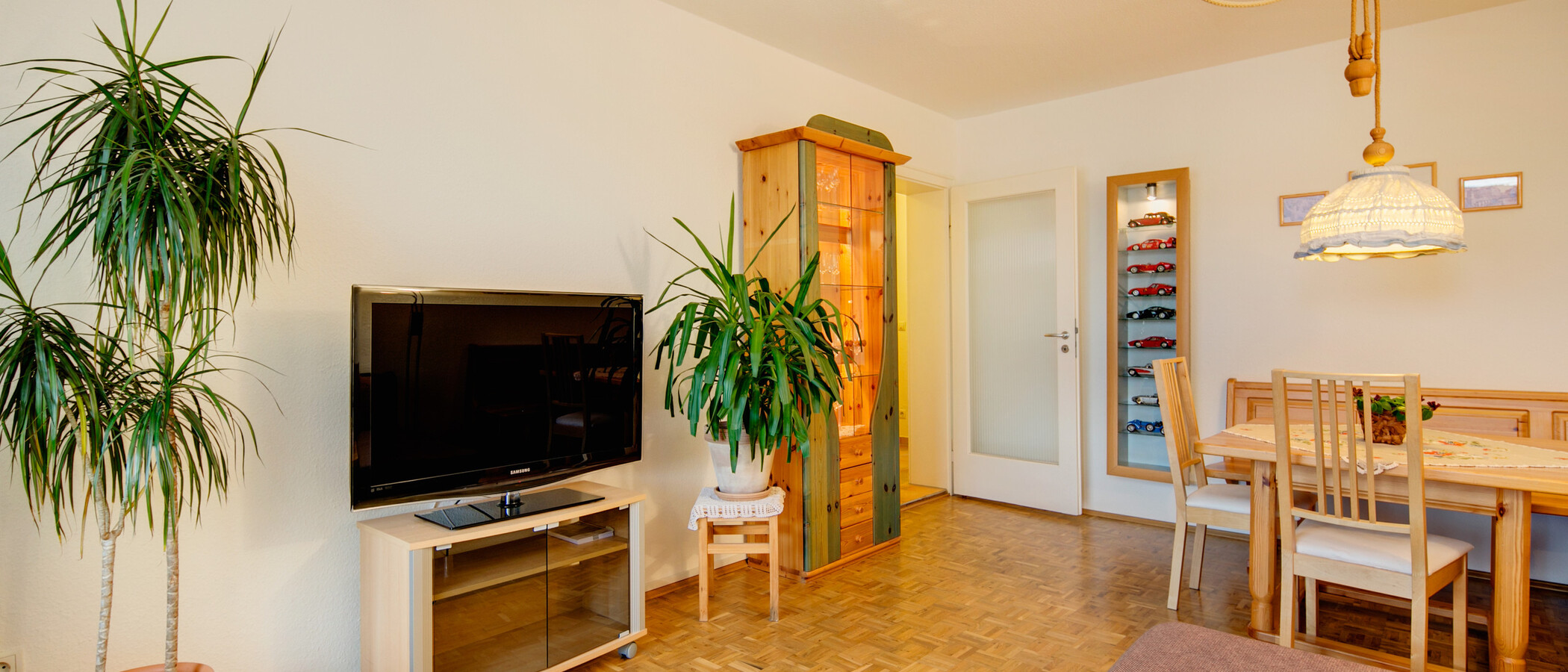 apartamento München Schwabing-West (rund um den Bonner Platz) 03 salón 7519