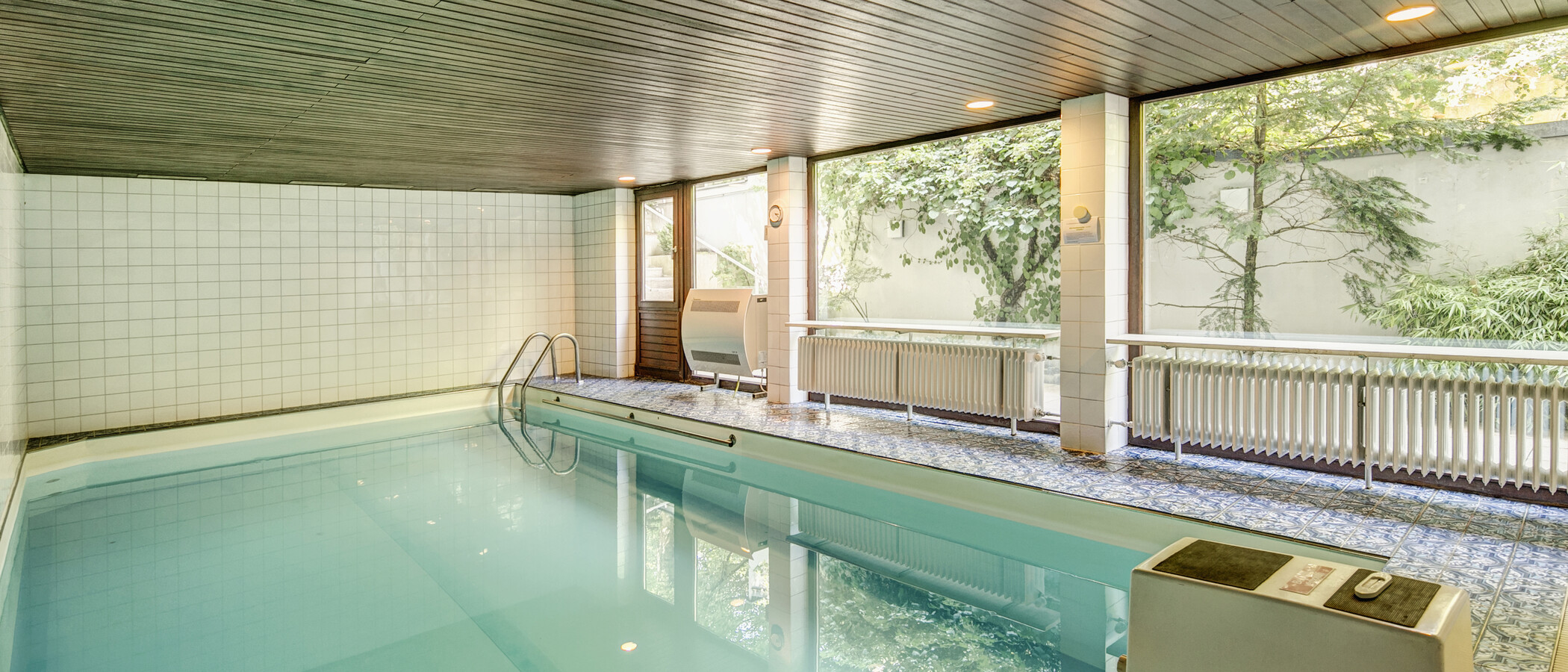 apartamento München Harlaching 01 piscina 7584