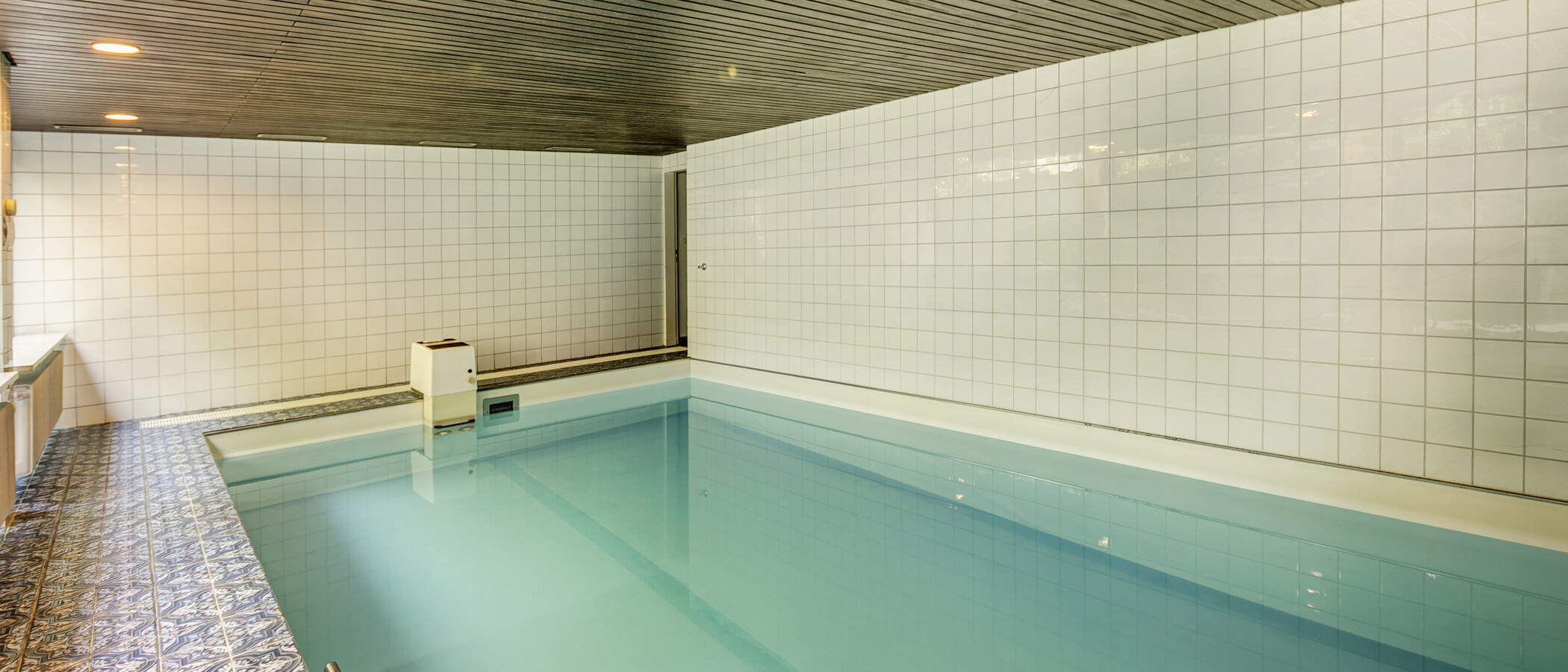 apartamento München Harlaching 02 piscina 7584