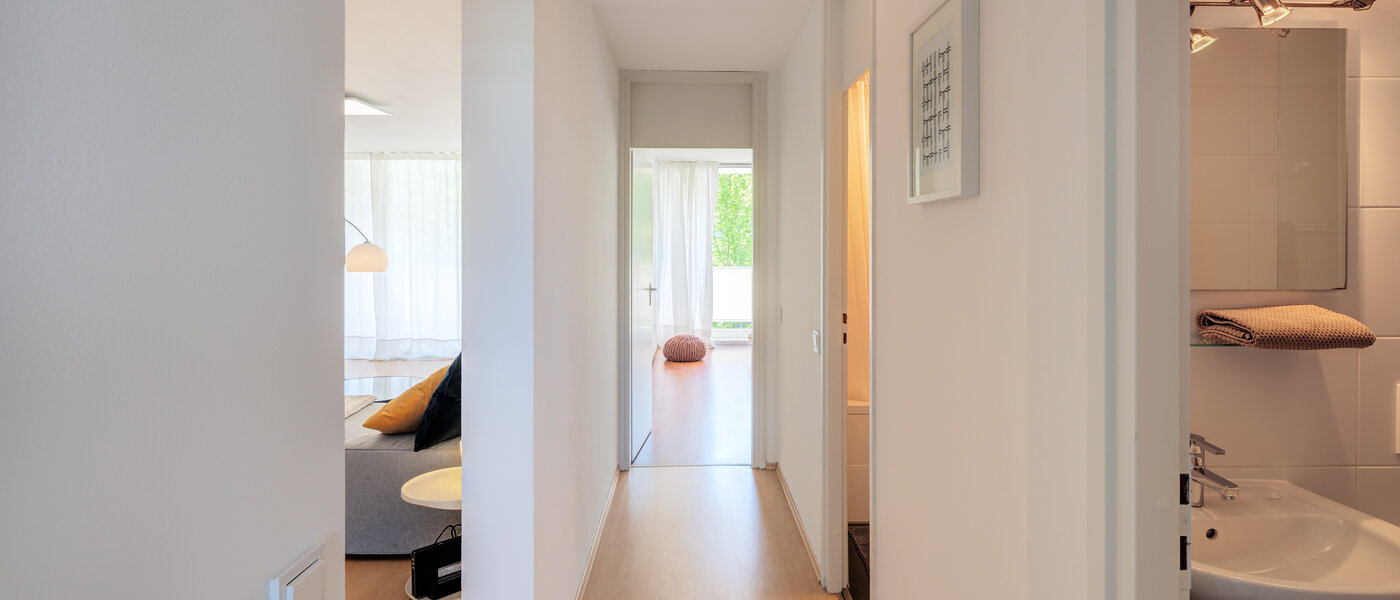 apartamento München Schwabing-Nord (zw. Leopoldstraße & Englischen Garten) 04 pasillo 7670