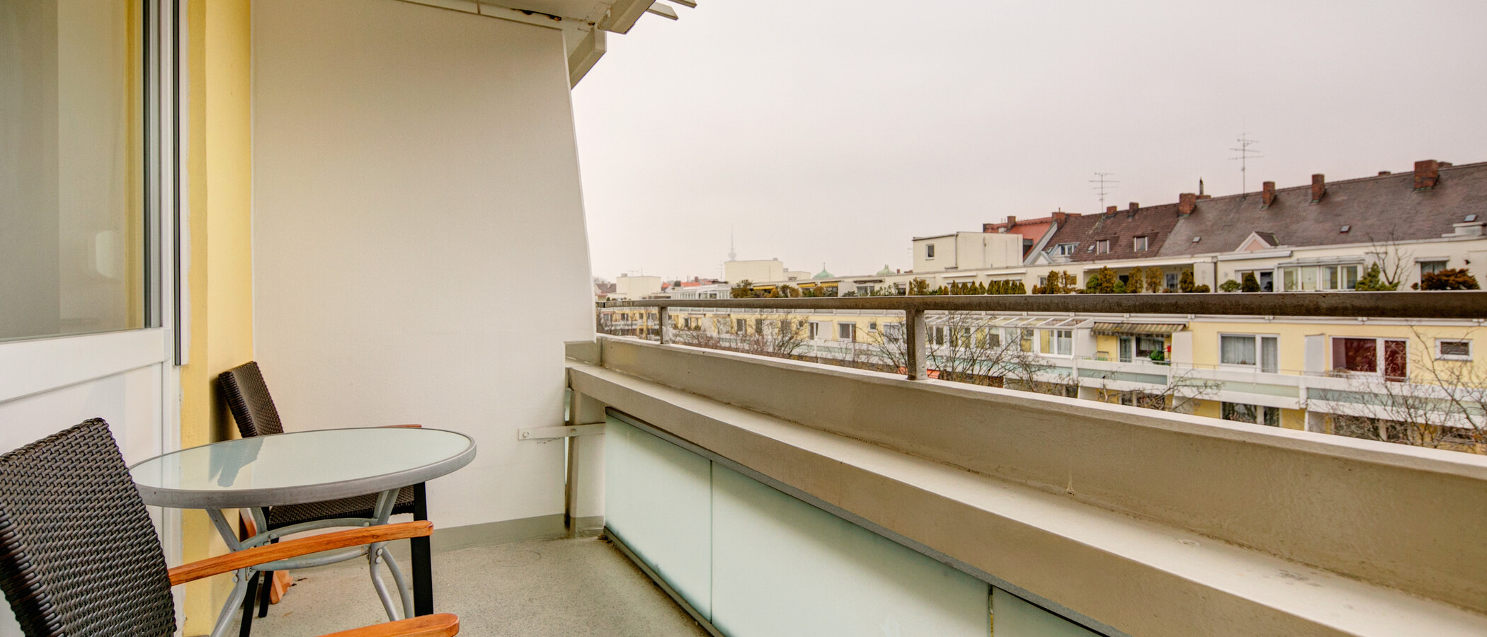 apartamento München Neuhausen 01 balcón 7677