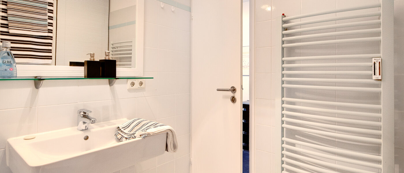 ático con terraza München Schwabing-West (rund um den Hohenzollernplatz) 03 baño 7704