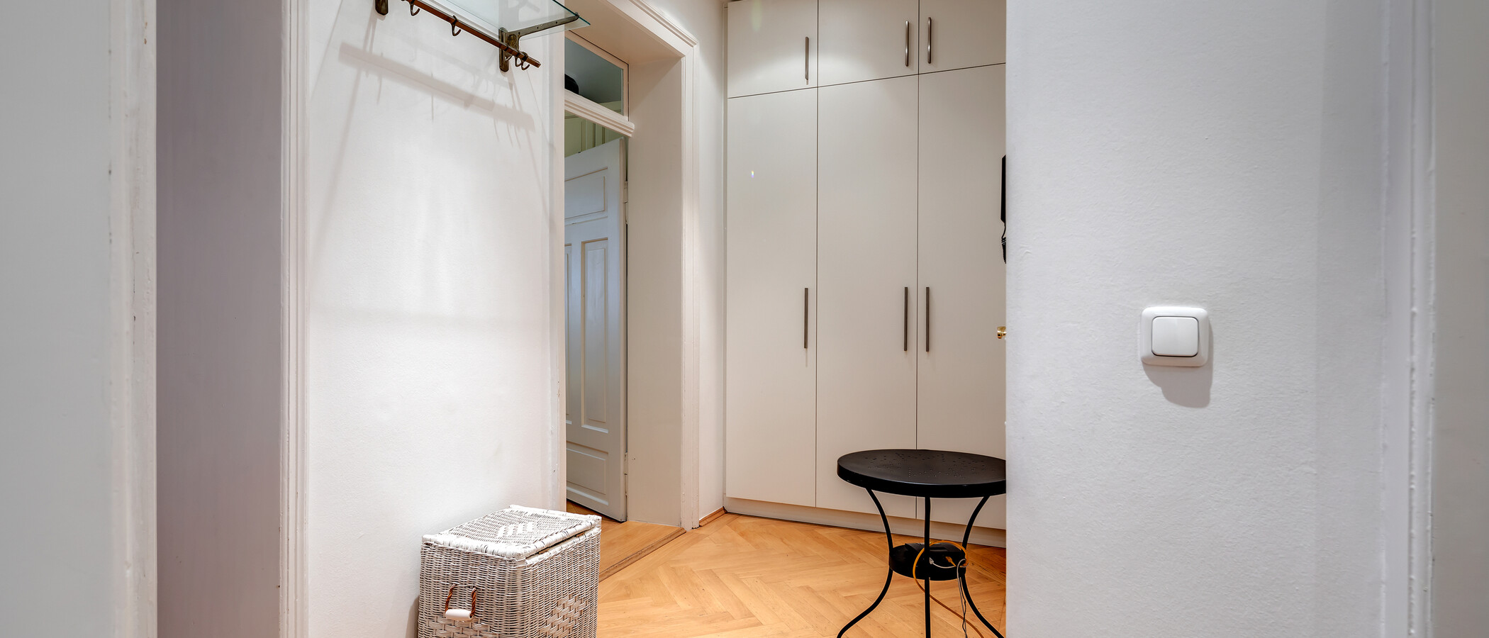 apartamento München Schwabing-Nord (zw. Belgrad- & Leopoldstraße) 03 pasillo 7732