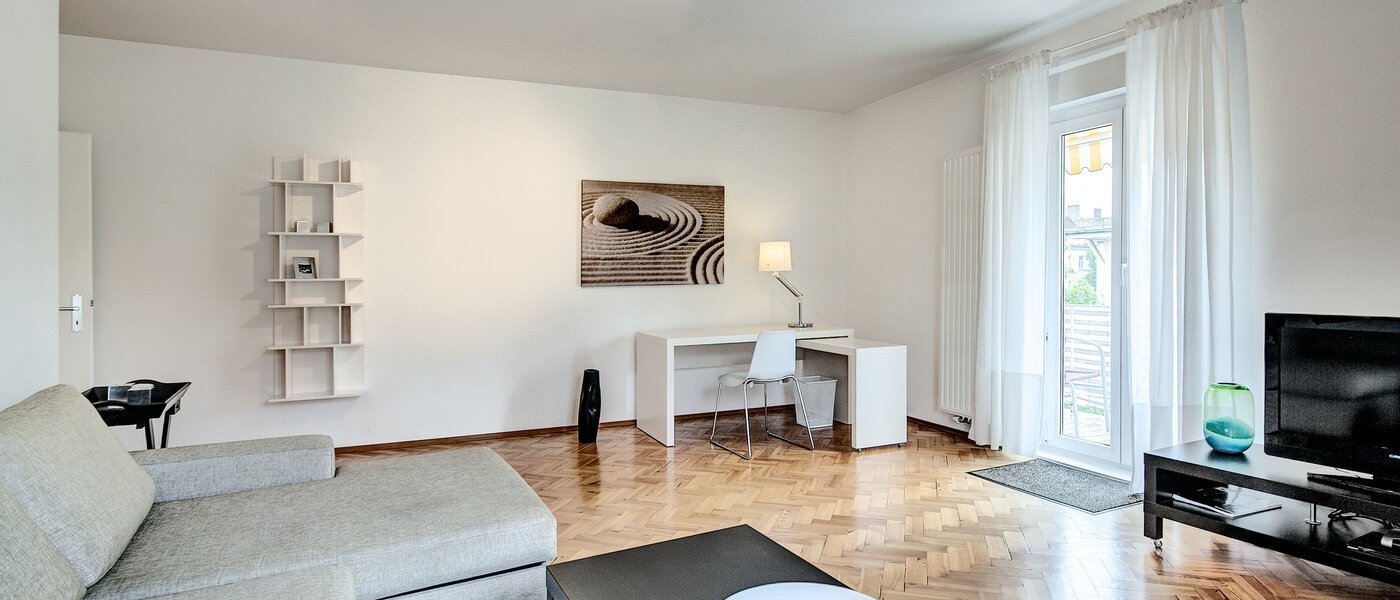 apartamento München Schwabing (links der Leopoldstraße) 03 salón 7776