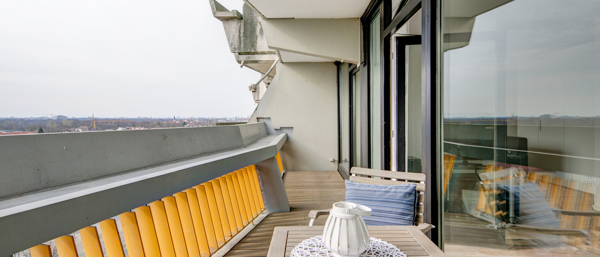 apartamento München Schwabing-Nord (zw. Leopoldstraße & Englischen Garten) 03 balcón 7791