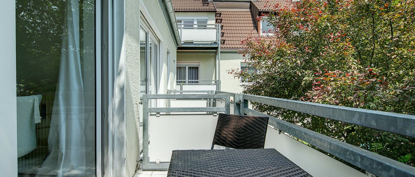 apartamento München Sendling-Westpark 02 balcón 7845