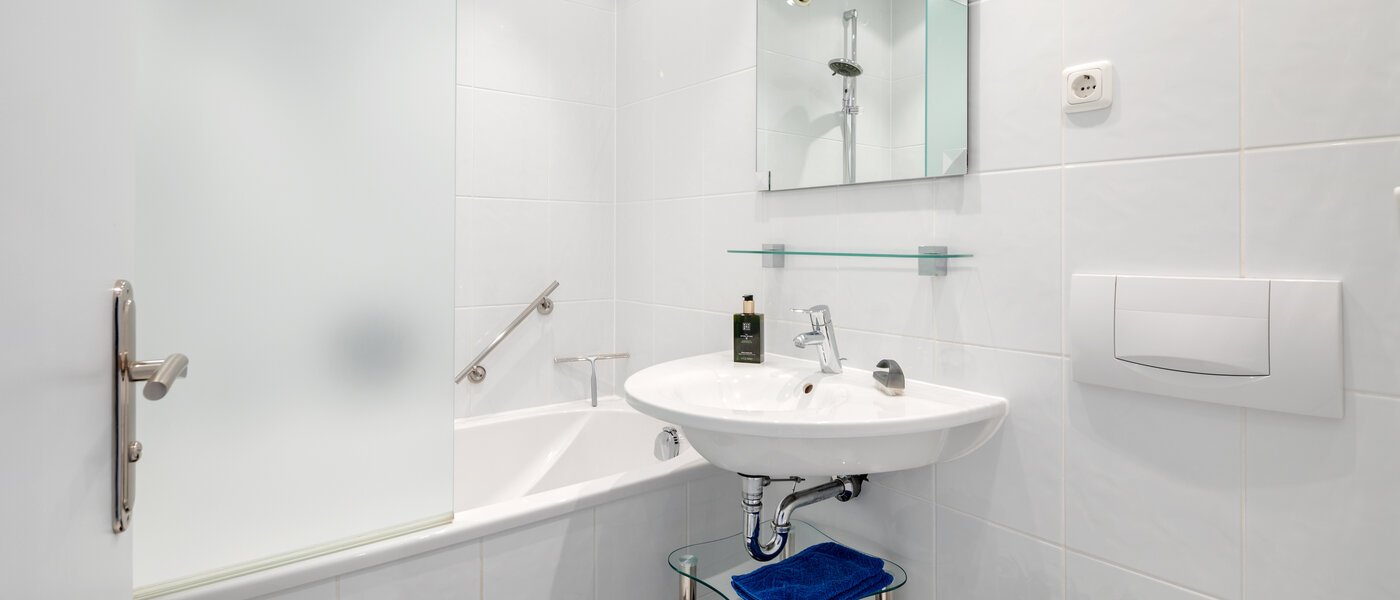 apartamento München Arabellapark 01 baño 7848