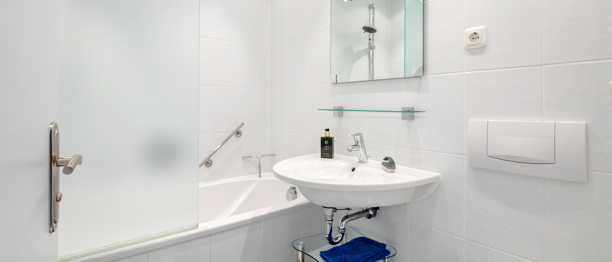 apartamento München Arabellapark 01 baño 7848
