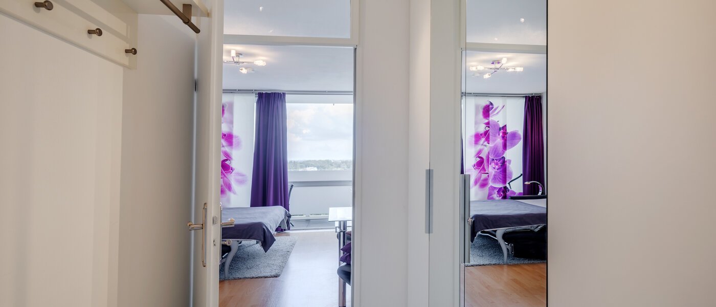 apartamento München Arabellapark 02 pasillo 7848