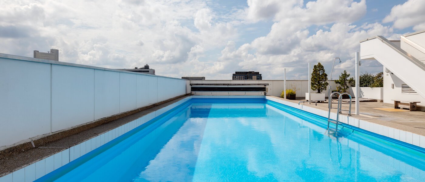 apartamento München Arabellapark 02 piscina 7848