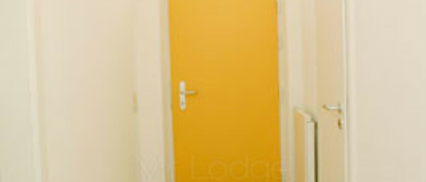 chalet adosado en esquina Freising 01 pasillo 8