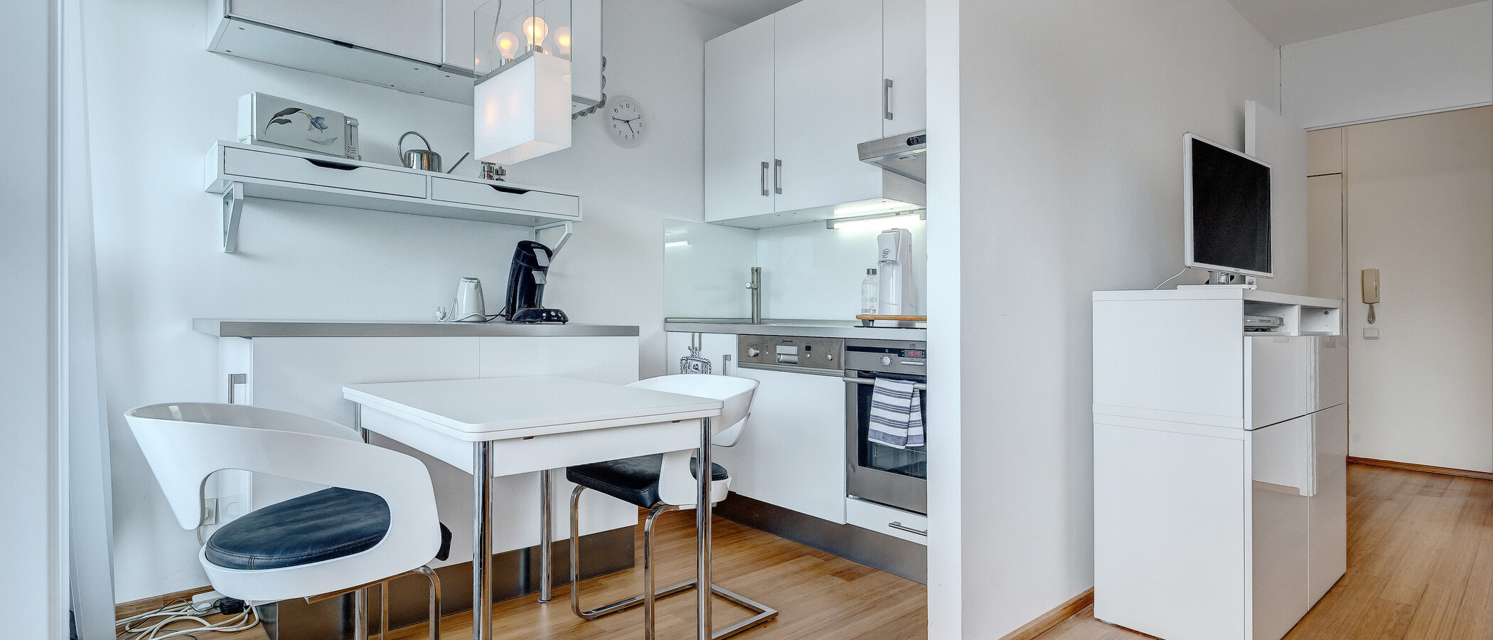 apartamento München Schwabing-Nord (zw. Leopoldstraße & Englischen Garten) 03 salón 8015