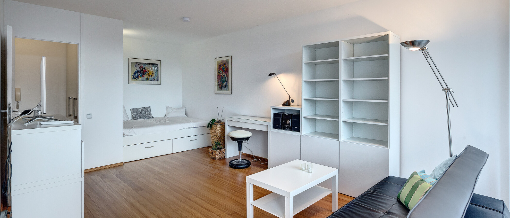 apartamento München Schwabing-Nord (zw. Leopoldstraße & Englischen Garten) 04 salón 8015