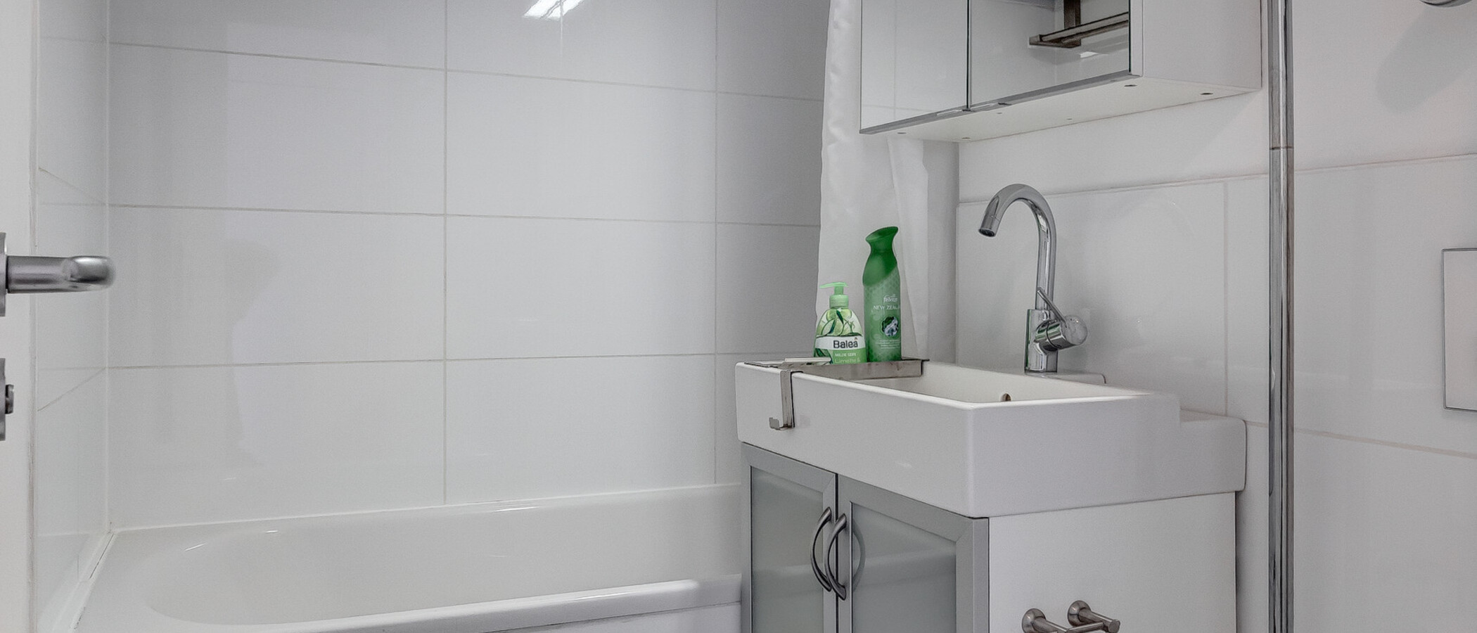 apartamento München Schwabing-Nord (zw. Leopoldstraße & Englischen Garten) 01 baño 8015