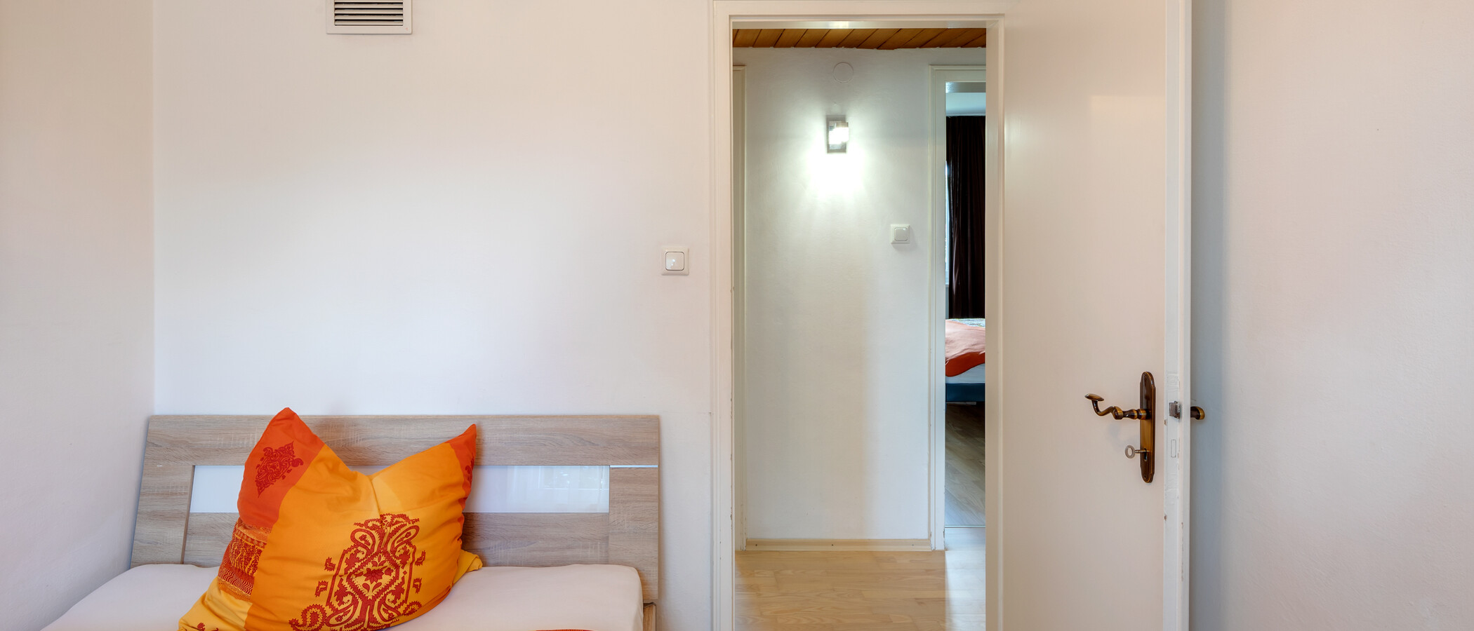 chalet adosado en esquina München Ramersdorf 02 2. dormitorio 8036
