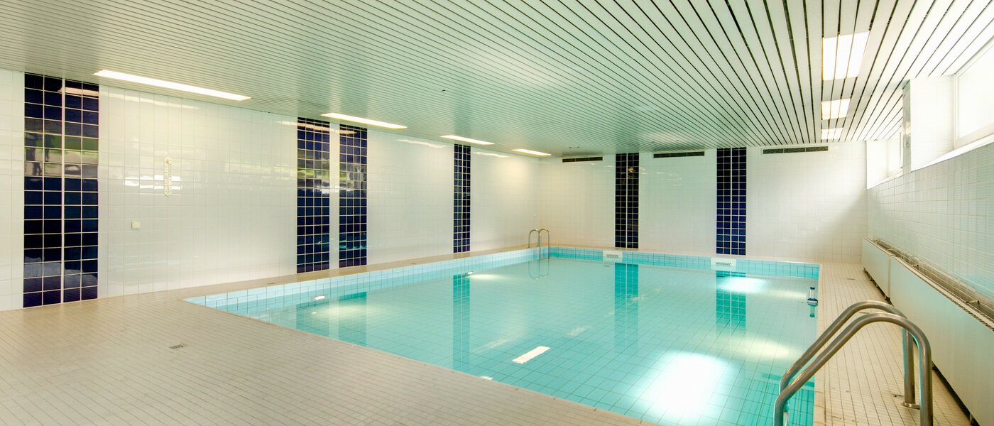 apartamento München Sendling-Westpark 01 piscina 8053