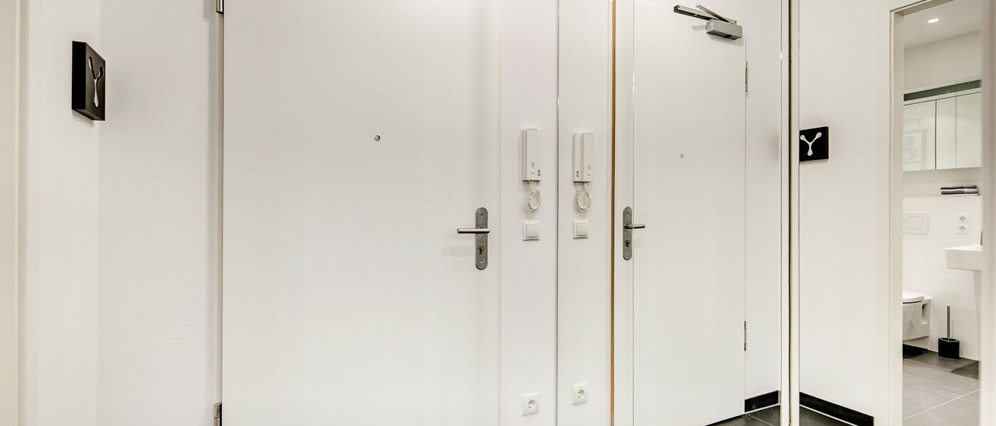 apartamento München Bogenhausen 02 pasillo 8290