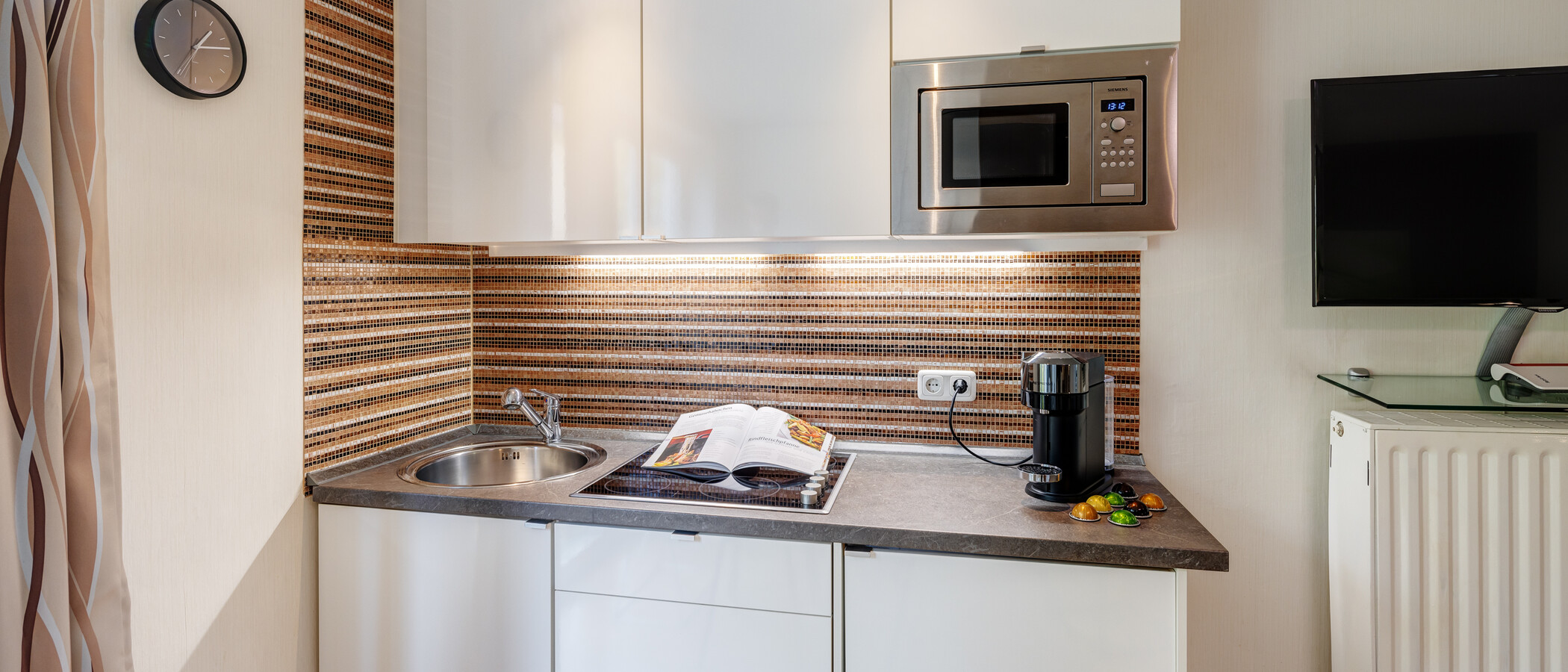 apartamento München Maxvorstadt - Rund um den Josephsplatz 01 cocina 8302