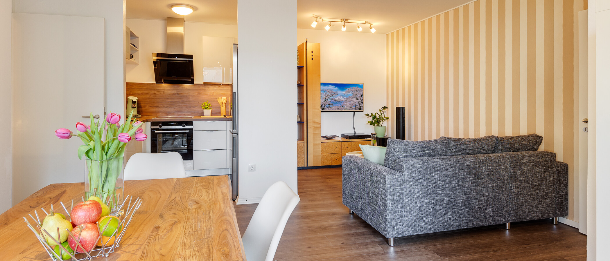 apartamento München Schwabing-West (rund um den Bonner Platz) 01 zona de día  8590