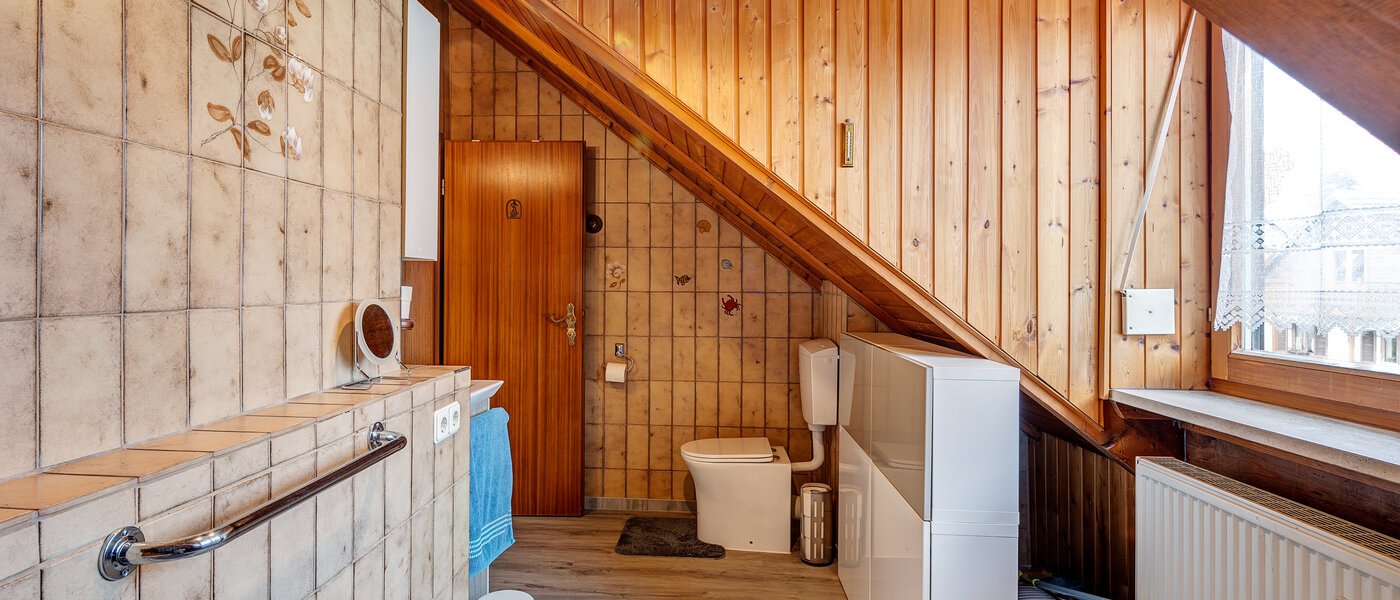 ático München Berg am Laim 03 baño 8602