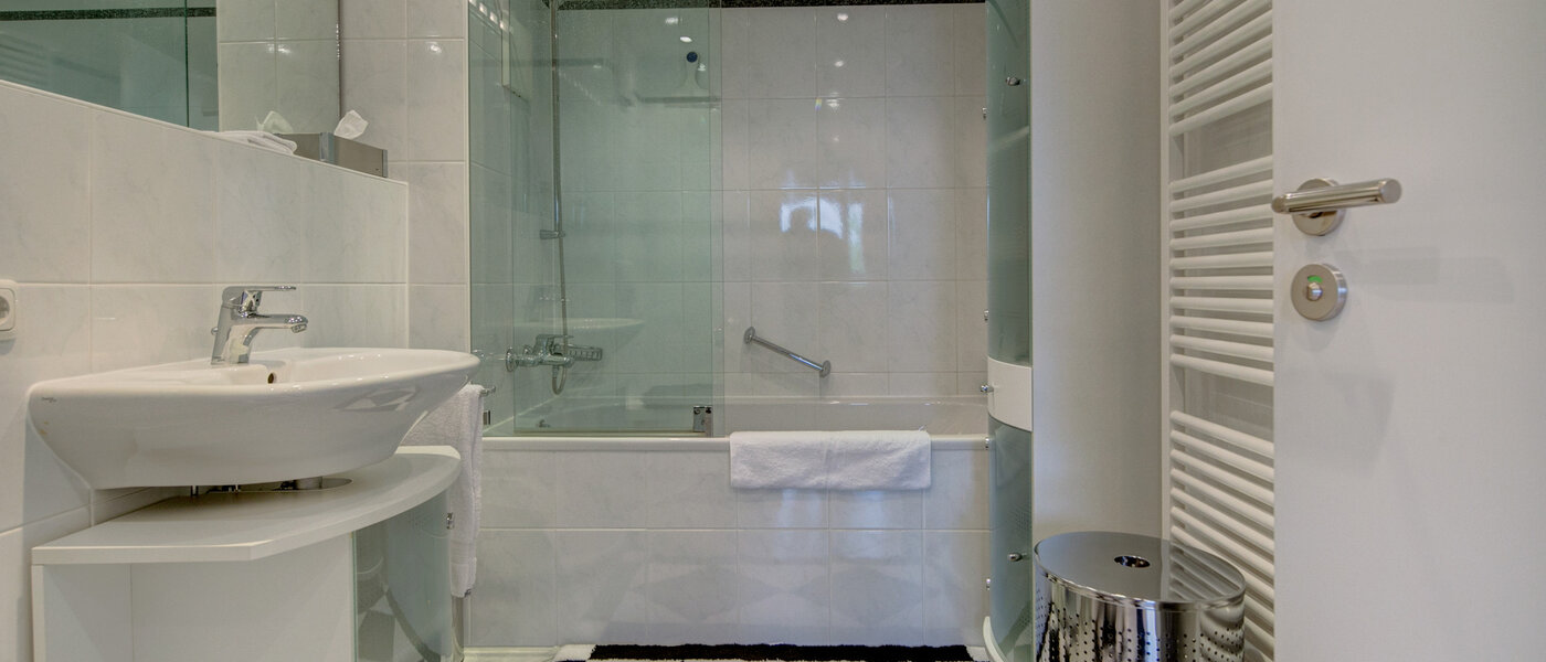 piso con galería München Moosach 01 baño 8607