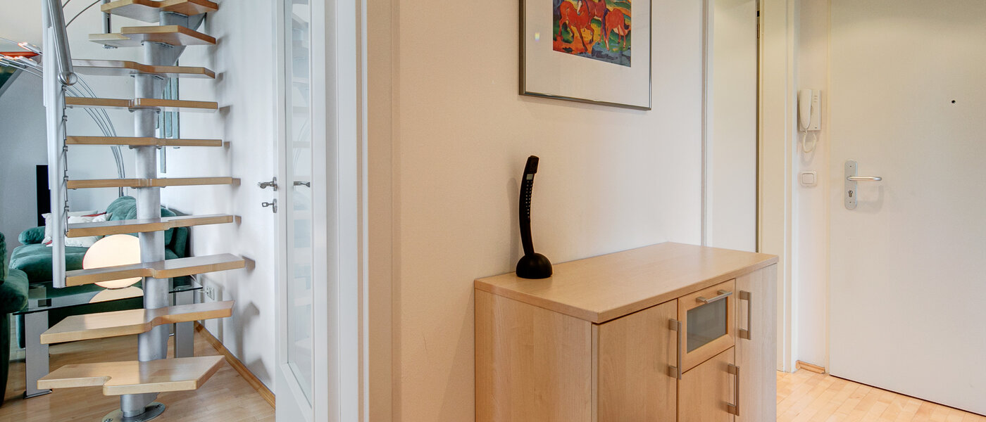 piso con galería München Moosach 03 pasillo 8607