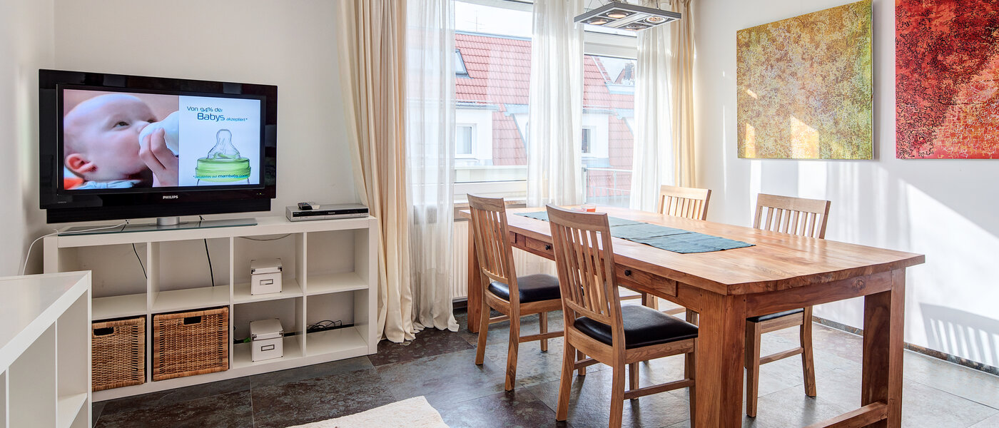 apartamento München Schwabing-West (rund um den Hohenzollernplatz) 04 salón 8662