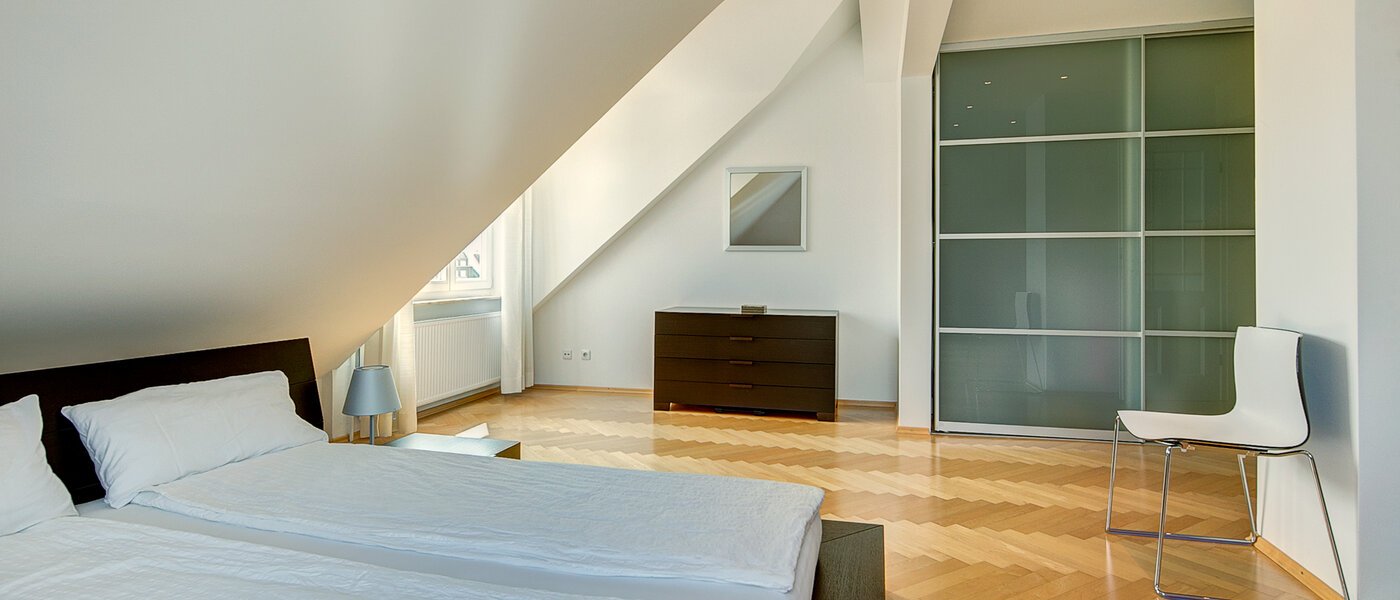 dúplex München Neuhausen 02 dormitorio 8765