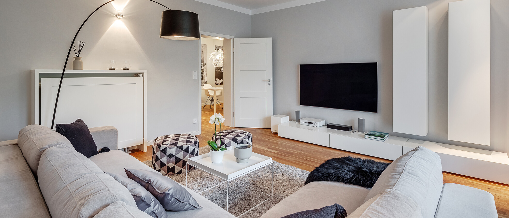 apartamento München Schwabing-West (rund um den Hohenzollernplatz) 05 zona de día  8850