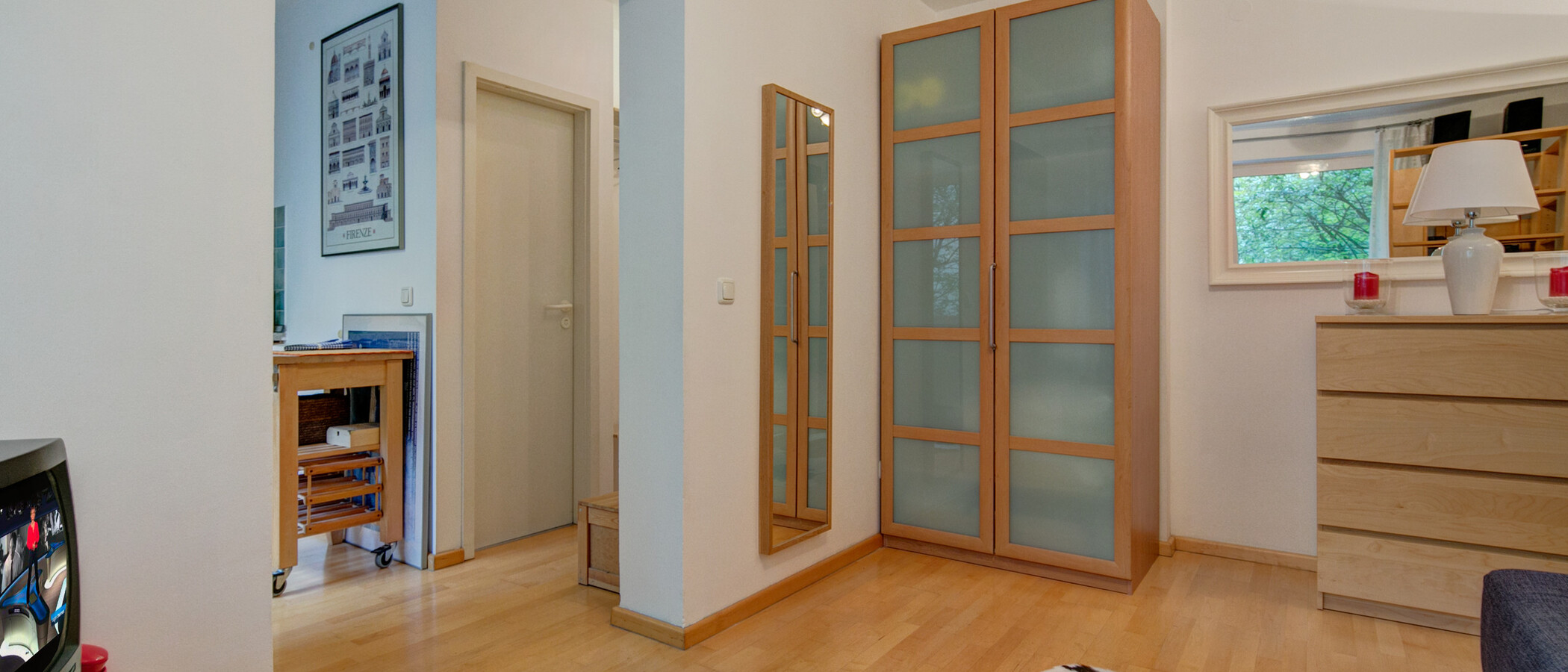 apartamento München Schwabing-Nord (zw. Leopoldstraße & Englischen Garten) 03 salón 8870